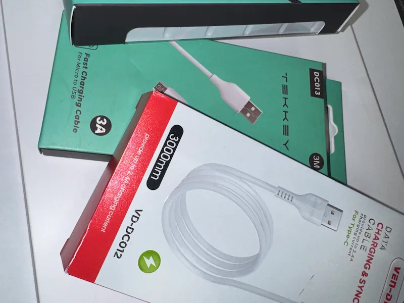 Power banks and spare batteries